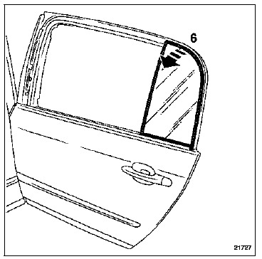 Vitre de porte arrière 