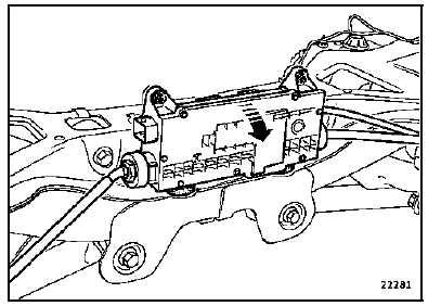 Reposer les deux écrous de l'unité de commande.