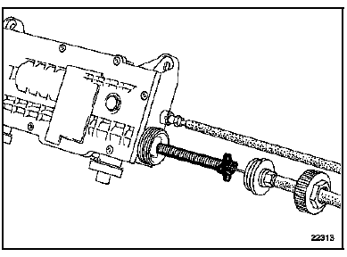 Déposer la tige filetée dans l'arbre cannelé.