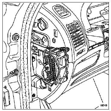 Lors du remplacement du boîtier Fusibles-Relais, des