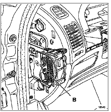 Couper le collier plastique (C) maintenant le faisceau.
