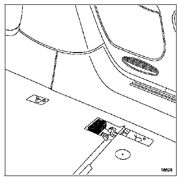 Reposer le siège et respecter le serrage des fixations